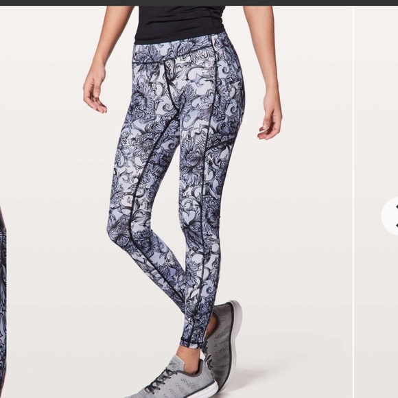 Lululemon Speed Up Tight 28” - Picture 7 of 10